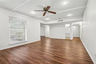 2905 Arcadia Ln, Carrollton, TX 75007 - Photo 11