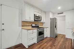 2905 Arcadia Ln, Carrollton, TX 75007 - Photo 13
