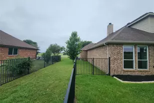 7009 Turnberry Dr, Cleburne, TX 76033 - Photo 11
