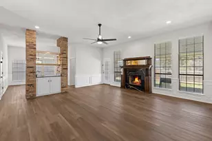 3024 Sweet Briar St, Grapevine, TX 76051 - Photo 7