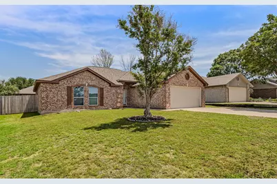 1012 High Crest Drive, Azle, TX 76020 - Photo 21