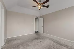 1012 High Crest Dr, Azle, TX 76020 - Photo 11