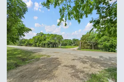 1189 Lloyds Road, Little Elm, TX 75068 - Photo 19