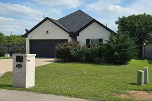 430 Alexander St, Hillsboro, TX 76645 - Photo 3
