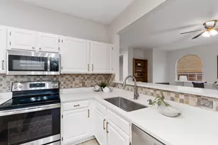 1414 Saddleback Ln, Lewisville, TX 75067 - Photo 17