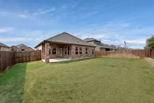 10401 Table Bluff St, Aubrey, TX 76227 - Photo 19