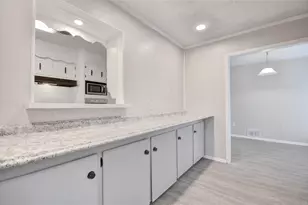 3625 Venice Dr, North Richland Hills, TX 76180 - Photo 5