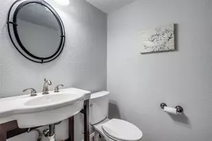1916 Cheyenne Dr, Carrollton, TX 75010 - Photo 23