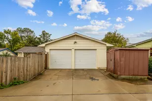 4105 Astoria St, Irving, TX 75062 - Photo 31