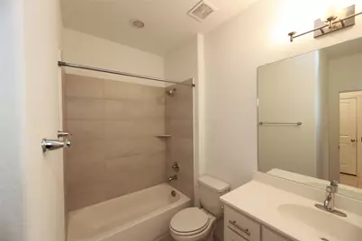 124 Canonbury Drive, Lewisville, TX 75067 - Photo 7