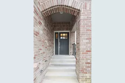 124 Canonbury Drive, Lewisville, TX 75067 - Photo 3