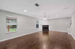 2216 Chestnut Dr, Little Elm, TX 75068 - Photo 9