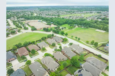 5320 Grovewood Drive, McKinney, TX 75071 - Photo 5