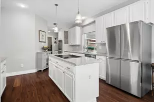 1913 Hartford Rd, Grapevine, TX 76051 - Photo 11