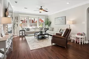 1913 Hartford Rd, Grapevine, TX 76051 - Photo 7