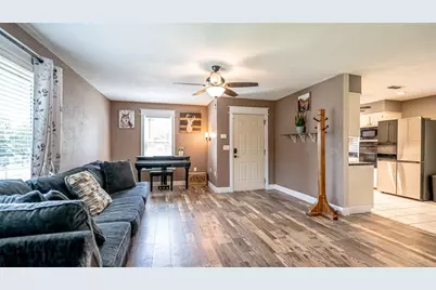 8147 Fawn Circle, Granbury, TX 76049 - Photo 11