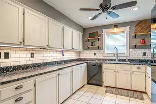 8147 Fawn Cir, Granbury, TX 76049 - Photo 15
