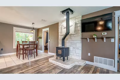 8147 Fawn Circle, Granbury, TX 76049 - Photo 7