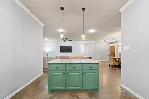 1623 Hawthorne St, Cleburne, TX 76033 - Photo 17