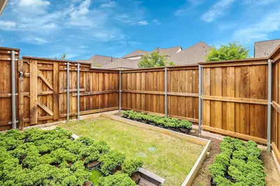 8529 Melrose, The Colony, TX 75056 - Photo 5