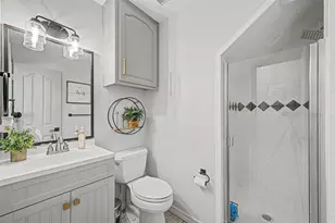 1029 Oakridge Ct, Burleson, TX 76028 - Photo 29