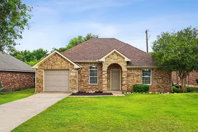 106 Owen Way, Waxahachie, TX 75165 - Photo 1