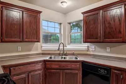 106 Owen Way, Waxahachie, TX 75165 - Photo 7