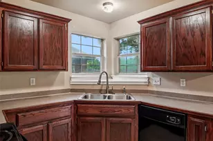 106 Owen Way, Waxahachie, TX 75165 - Photo 7