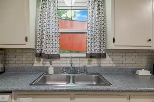 4400 Athens Ave, Waco, TX 76710 - Photo 11
