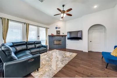 1616 George Lane, Little Elm, TX 75068 - Photo 3