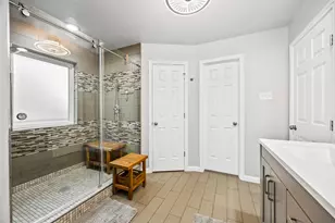 909 Valley View Ave, Red Oak, TX 75154 - Photo 23