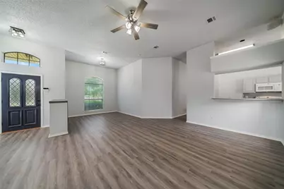 6310 Azalea Drive, Rowlett, TX 75089 - Photo 5