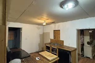 1875 County Road 3155, Dawson, TX 76639 - Photo 11