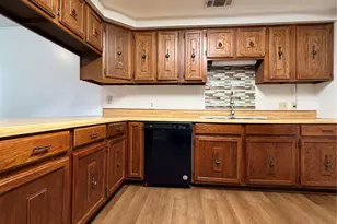7223 Fuller Cir, Fort Worth, TX 76133 - Photo 11