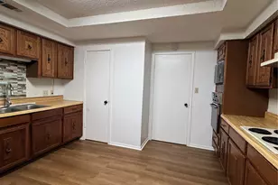 7223 Fuller Cir, Fort Worth, TX 76133 - Photo 9