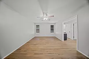 1602 Lancelot Cir, Grand Prairie, TX 75050 - Photo 15