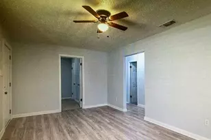 3225 Evergreen Dr, Granbury, TX 76048 - Photo 5