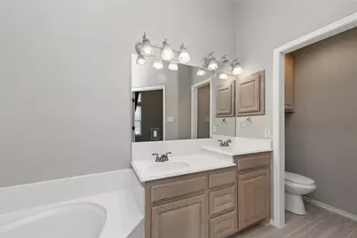 8953 Saranac Trail, Fort Worth, TX 76118 - Photo 15