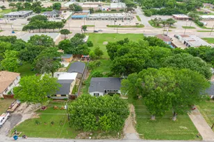 207 N Lyndalyn Ave, DeSoto, TX 75115 - Photo 23