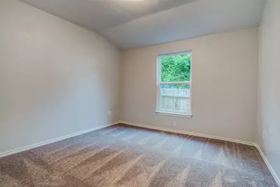 508 W Lone Star Avenue, Cleburne, TX 76033 - Photo 21