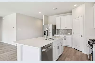 404 Castle Road, Sherman, TX 75092 - Photo 5