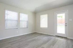 404 Castle Rd, Sherman, TX 75092 - Photo 7