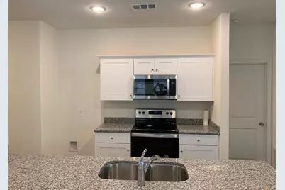 1637 Shadow Hawk Drive, Fort Worth, TX 76052 - Photo 15