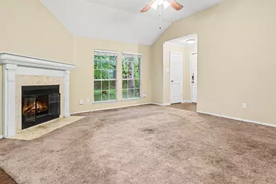 313 Sunnyview Drive, Mansfield, TX 76063 - Photo 3