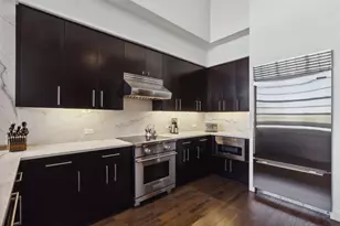2600 W 7th St, Fort Worth, TX 76107 - Photo 9