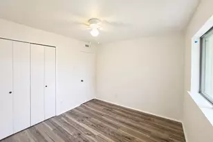 614 W Grenoble Dr, Grand Prairie, TX 75052 - Photo 15