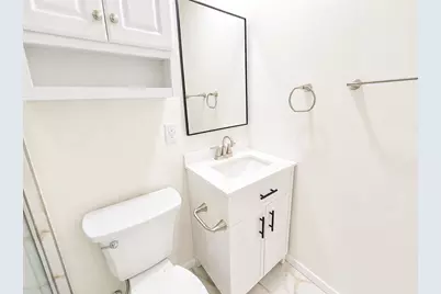 614 W Grenoble Drive, Grand Prairie, TX 75052 - Photo 11