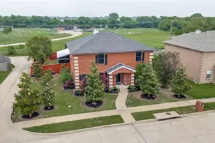 838 Smokey Oak St, Lancaster, TX 75146 - Photo 27