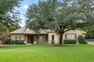 1666 Plum Creek Dr, Midlothian, TX 76065 - Photo 1
