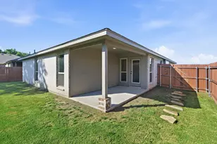 1106 Holly St, Cleburne, TX 76033 - Photo 35